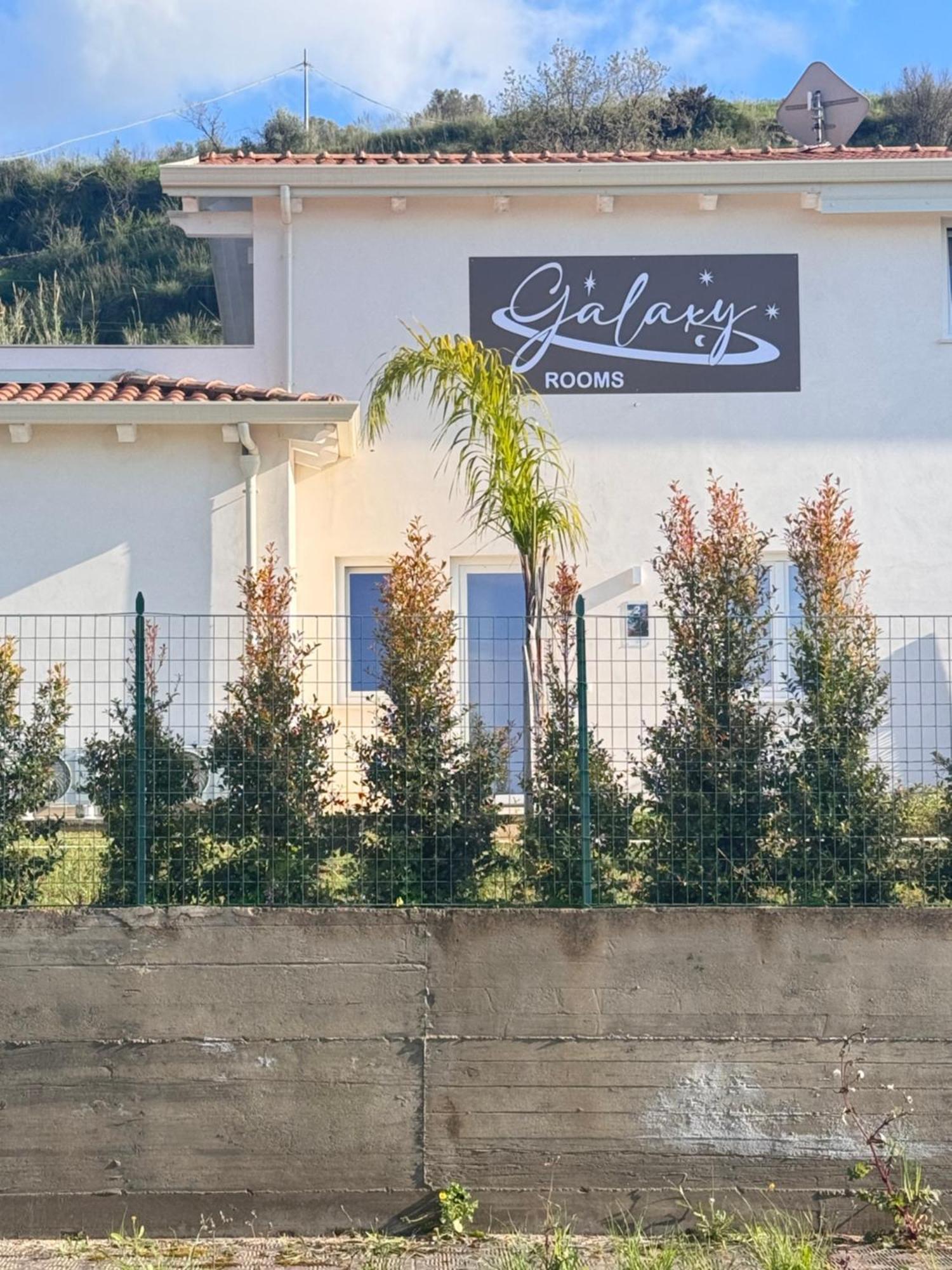 Galaxy Rooms Tropea Drapia Bagian luar foto